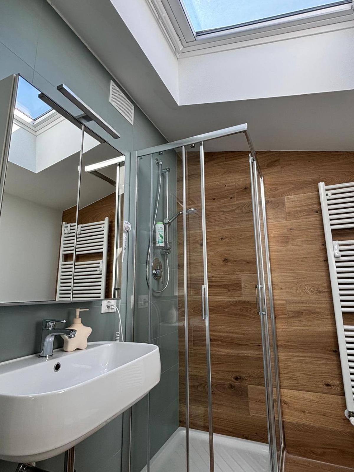 Biancogelso B&B Vegan Gardone Riviera Ngoại thất bức ảnh